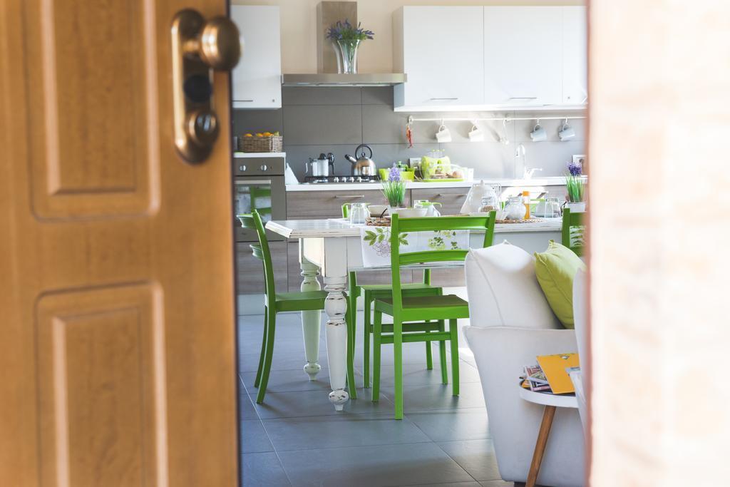 צ'יביטאנובה מארקה Bed And Breakfast Aratro & Rosmarino מראה חיצוני תמונה